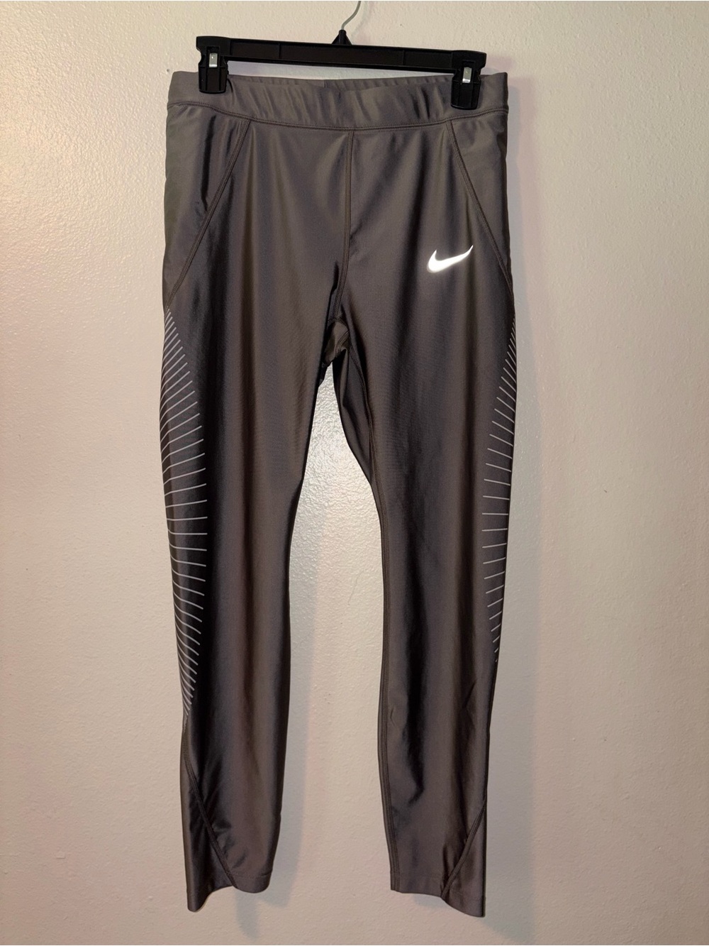 Nike Men’s Gray running Tights with White Swoosh